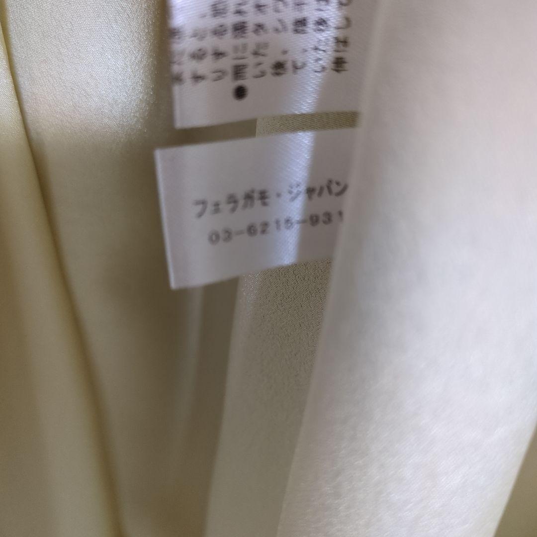 激安！新品同様フェラガモ ロングコート 、50万春夏