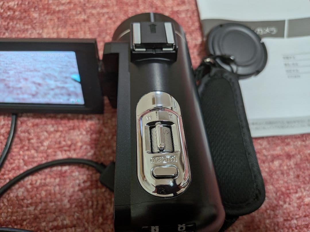 ​【美品】4K ビデオカメラ Wi-Fi搭載 18倍デジタルズーム 付属品完備