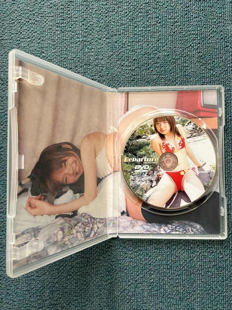 倉田みな Departure デパーチャー DVD ジャケットに直筆サイン入り！