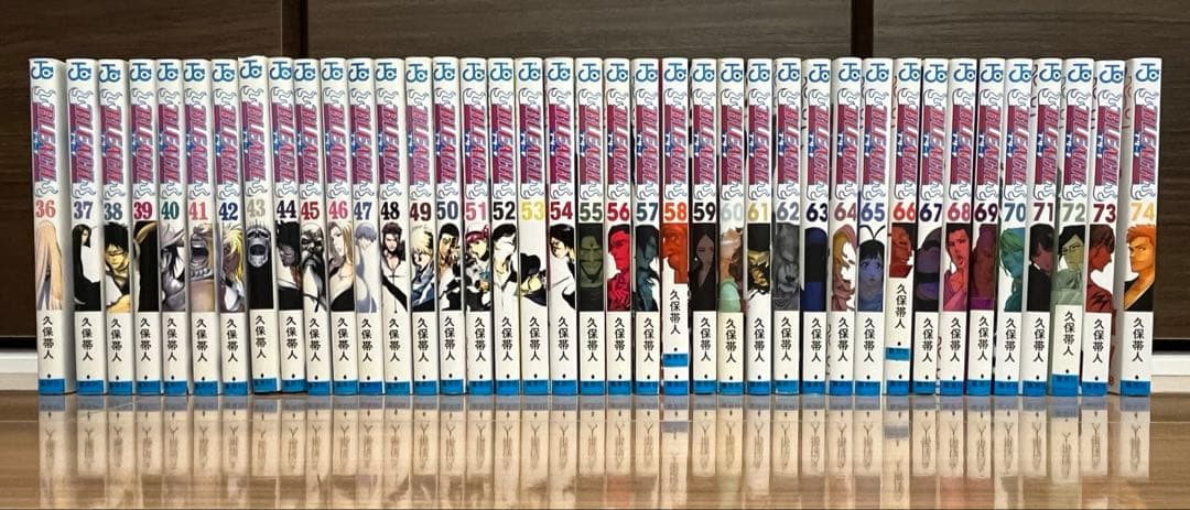 BLEACH (ブリーチ)全巻セット 1-74巻　おまけ9巻付き