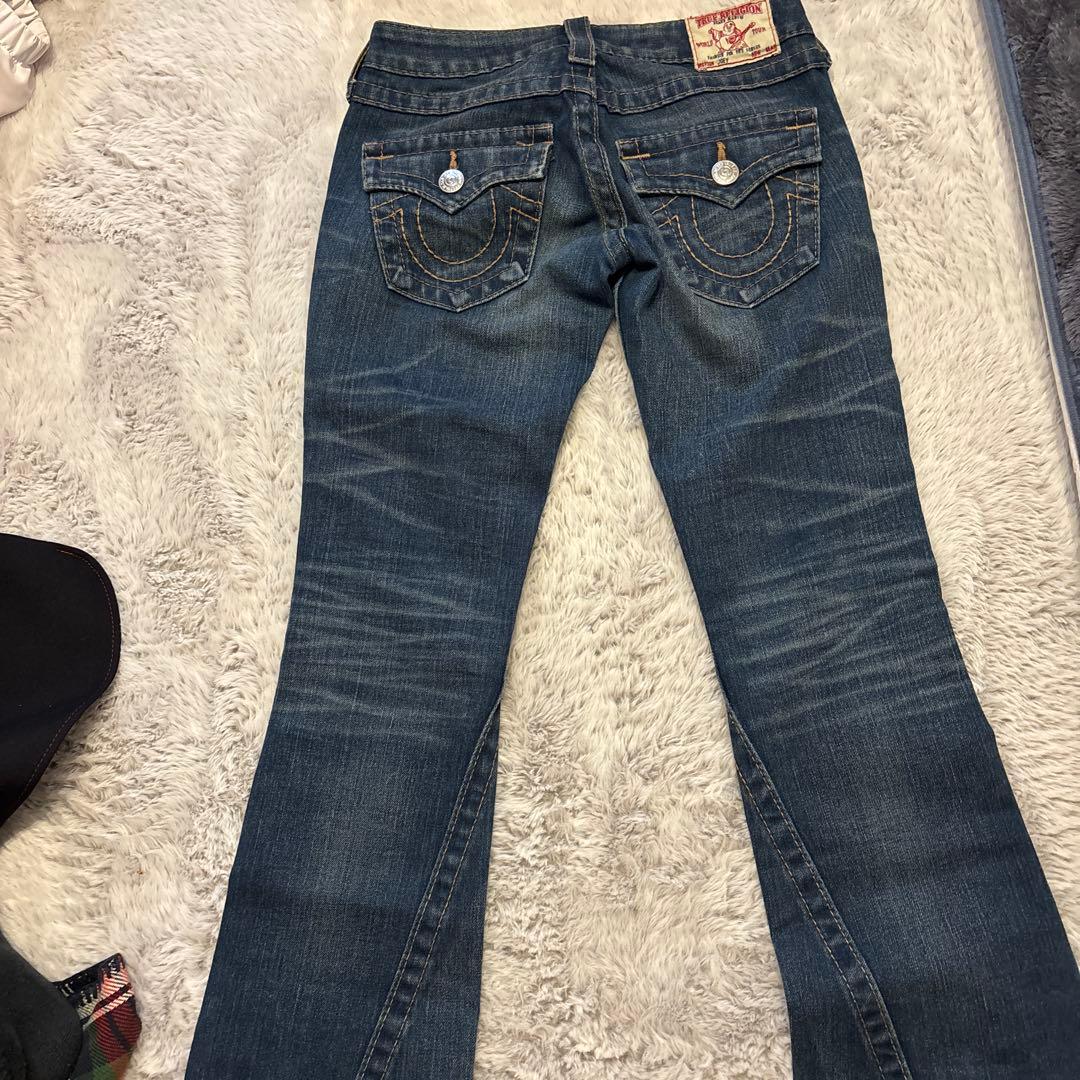 TRUE RELIGION ブーツカットデニム JOY