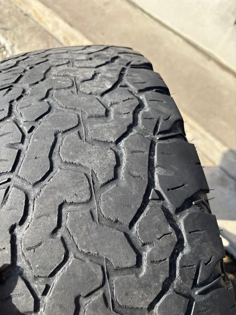 DELTA FORCE OVALデルタフォース17インチアルミホイール4本セット