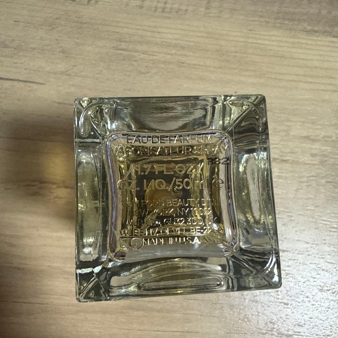 N*C様 TOMFORD トムフォード　サンタルブラッシュ オードパルファム50