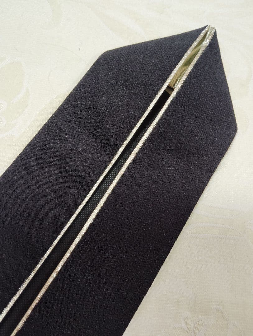 正絹絞り黒帯揚げ　絹100%　帯締　帯揚　ちりめん重ね襟　帯締め帯揚げ　振袖　袴
