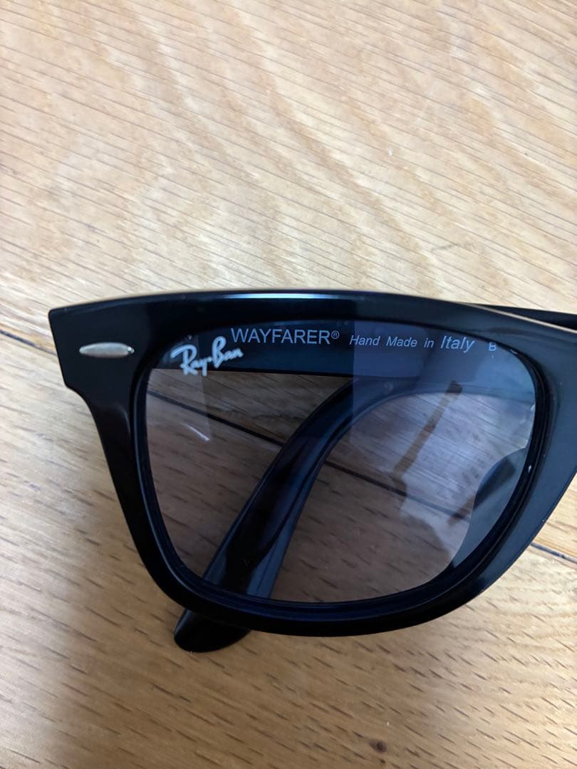 Ray-Ban ブラック サングラスウェイファーラー