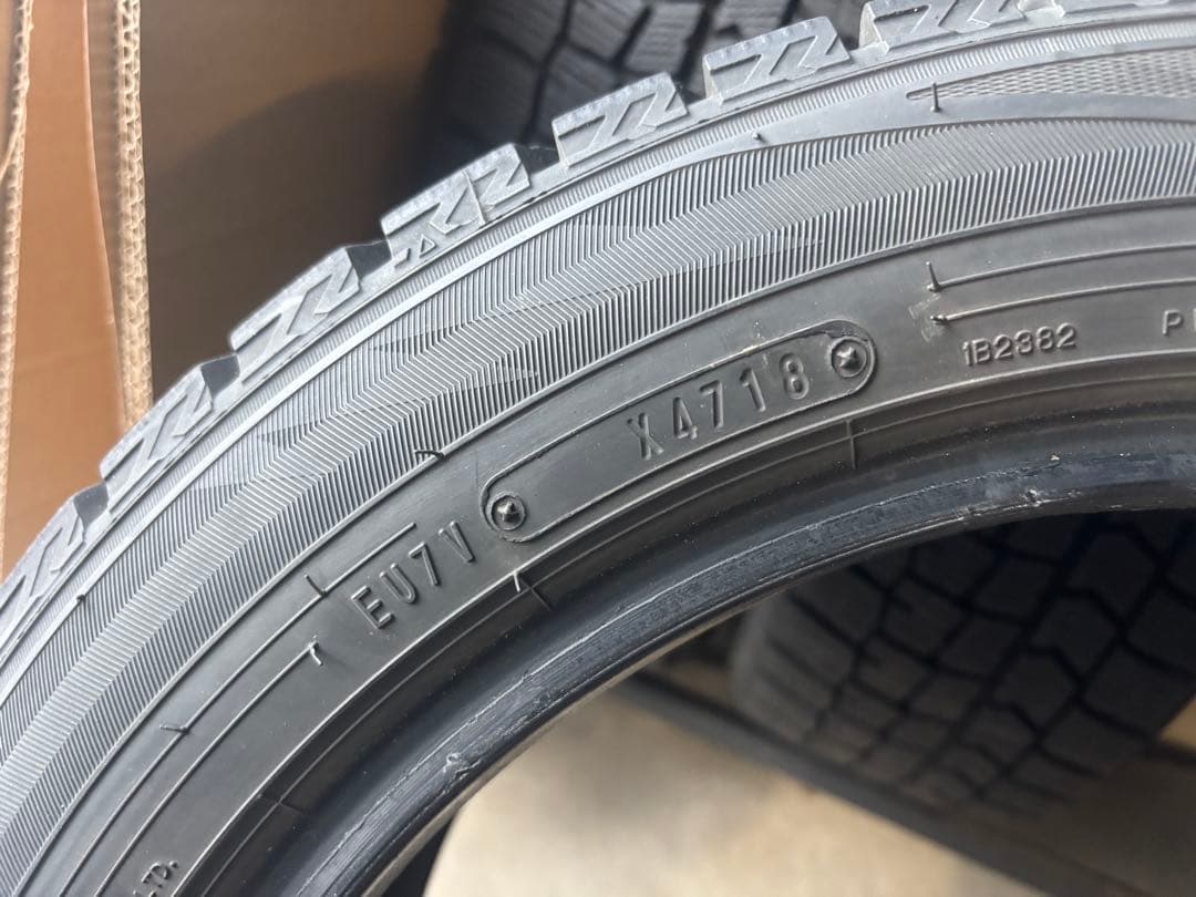 ダンロップウィンターマックス02 185/55R16 4本セット　スイフト等