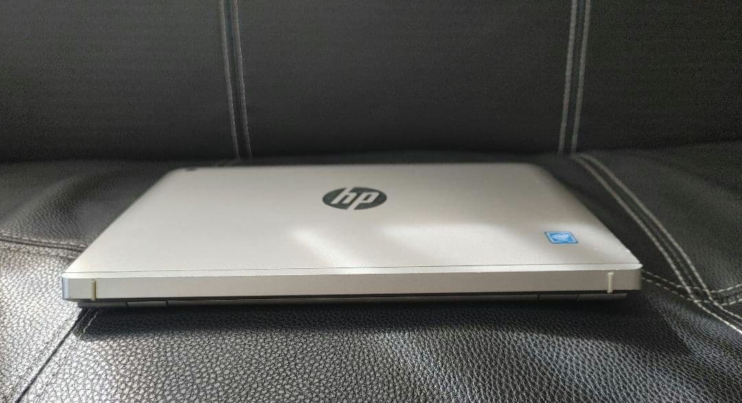 HP 2in1 タブレットPC/Webカメラ/動画視聴/コンパクトで持ち運び便利