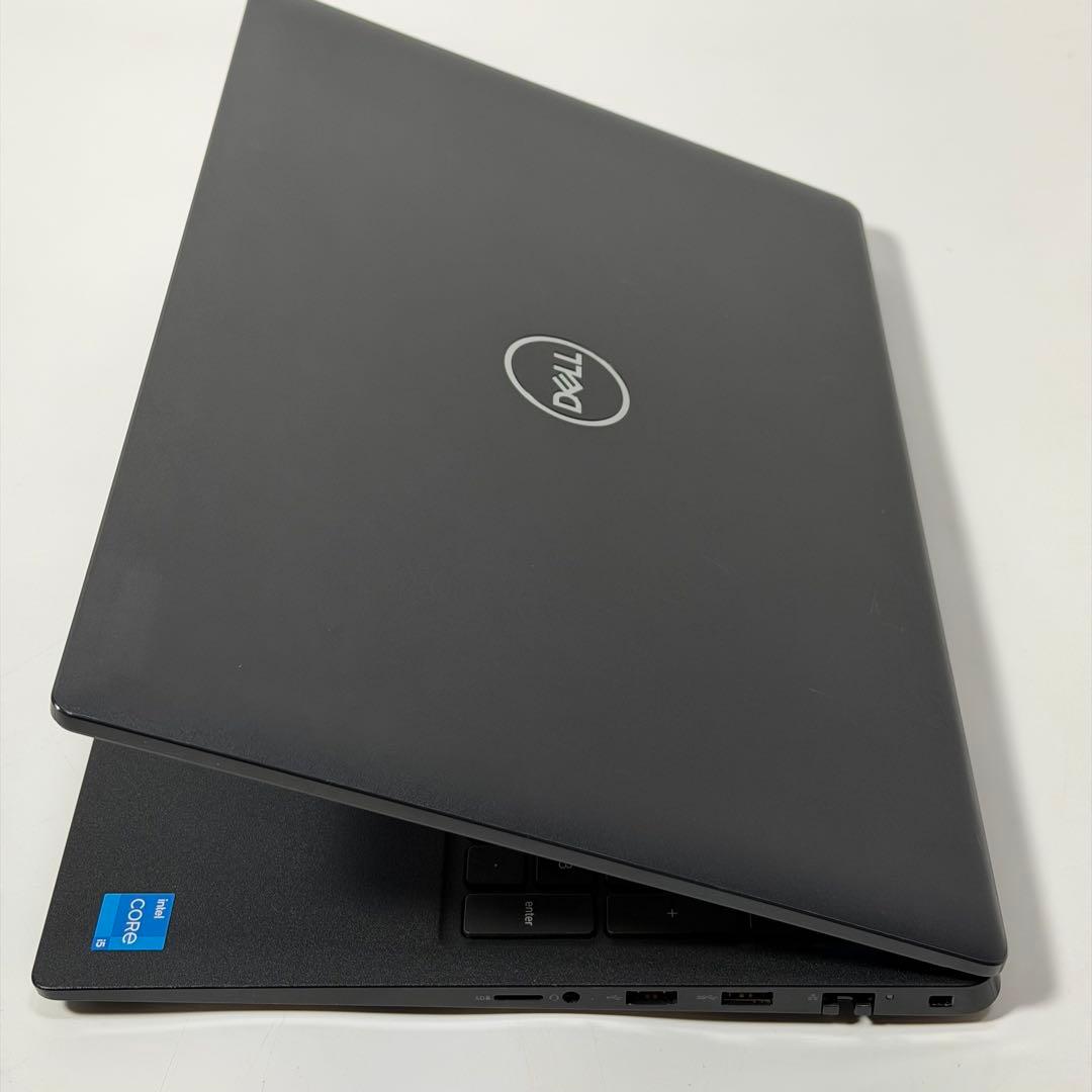 Windowsノート本体 08.Latitude3520 / i5-11/ 16GB/ 512GB