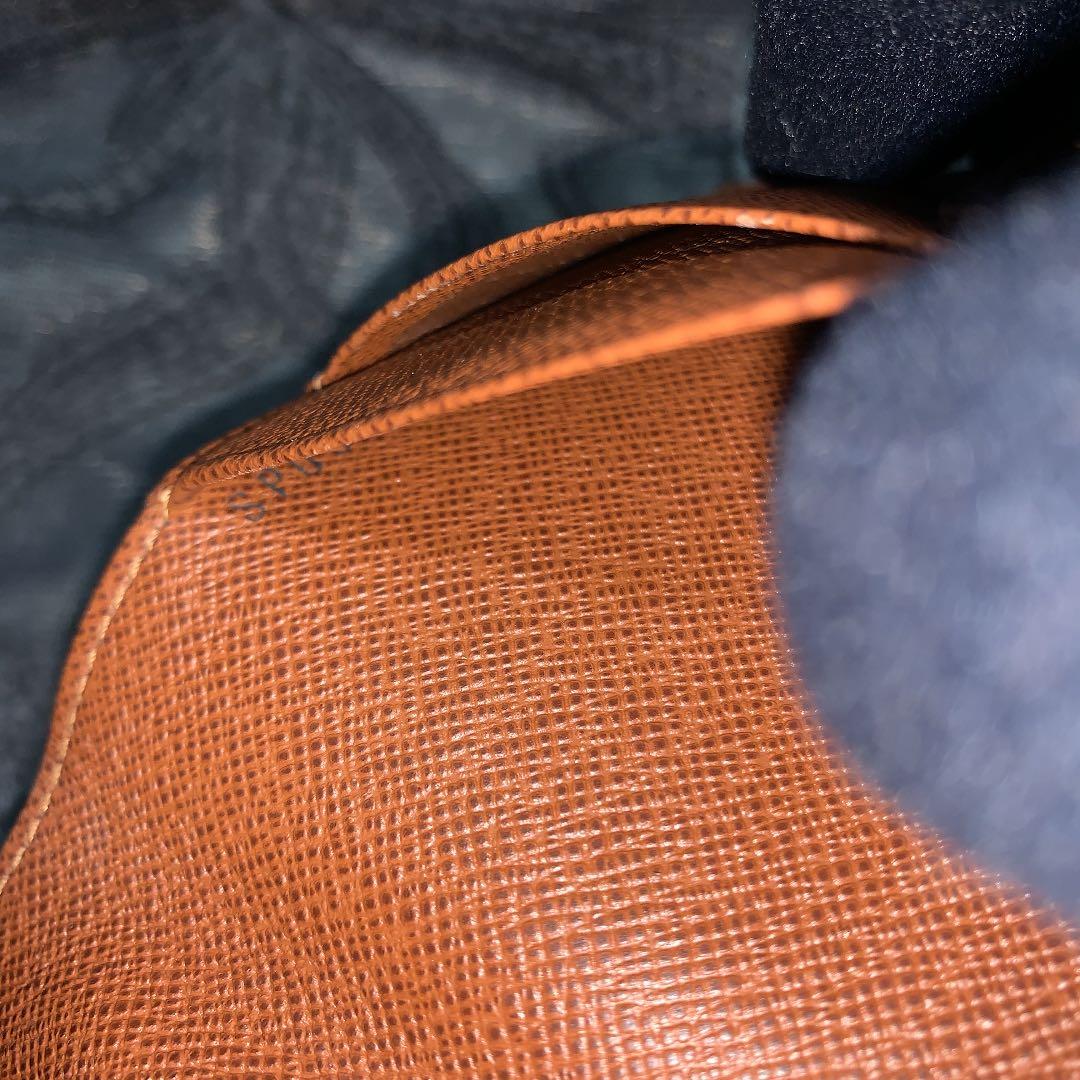 LOUIS VUITTON モノグラムジップ財布