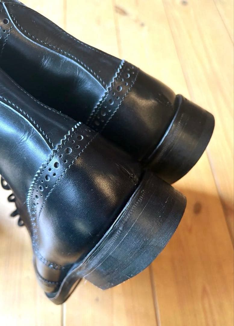 Tricker’s トリッカーズ モールトン