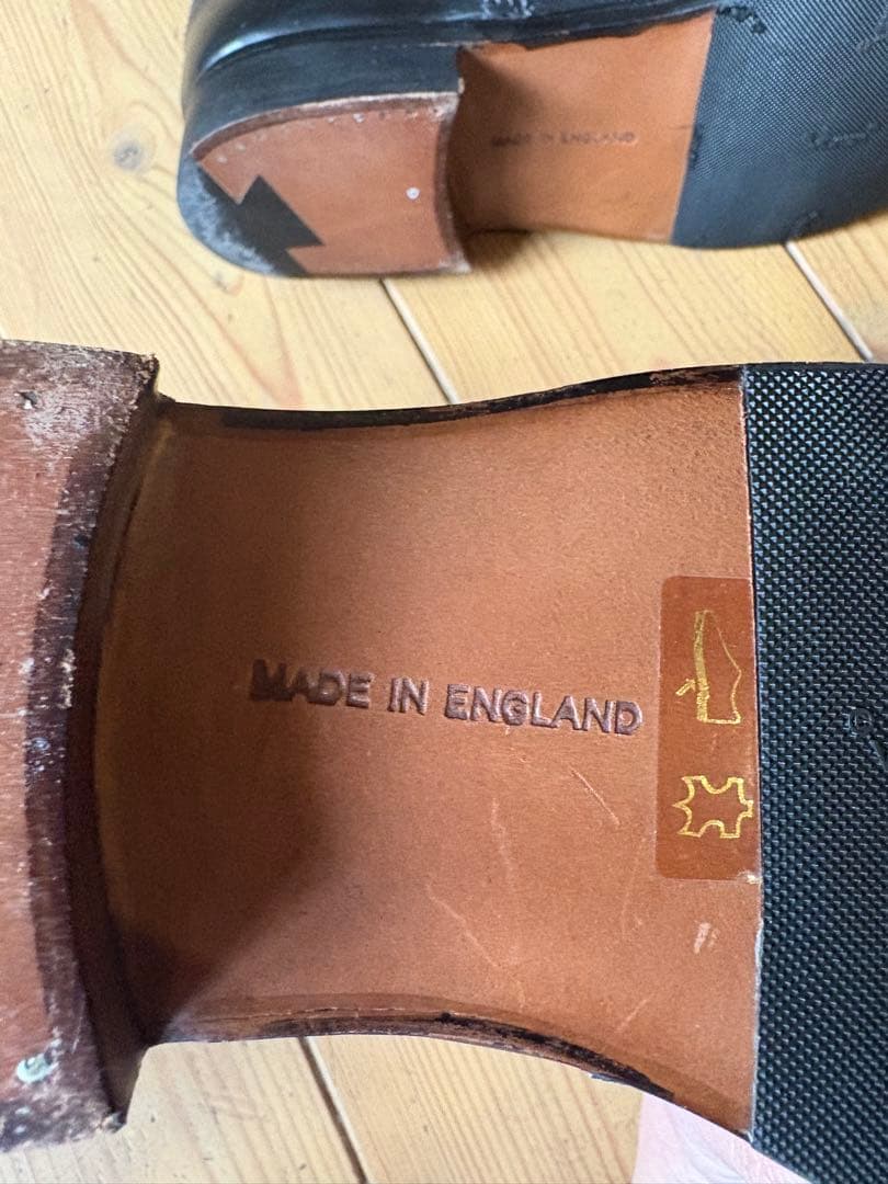 Tricker’s トリッカーズ モールトン