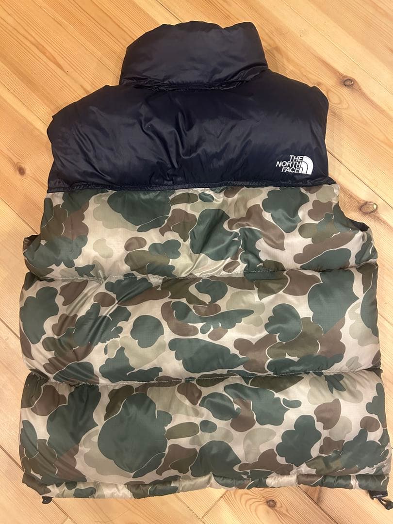 まあこ THE NORTH FACE カモフラージュ ヌプシダウンベスト
