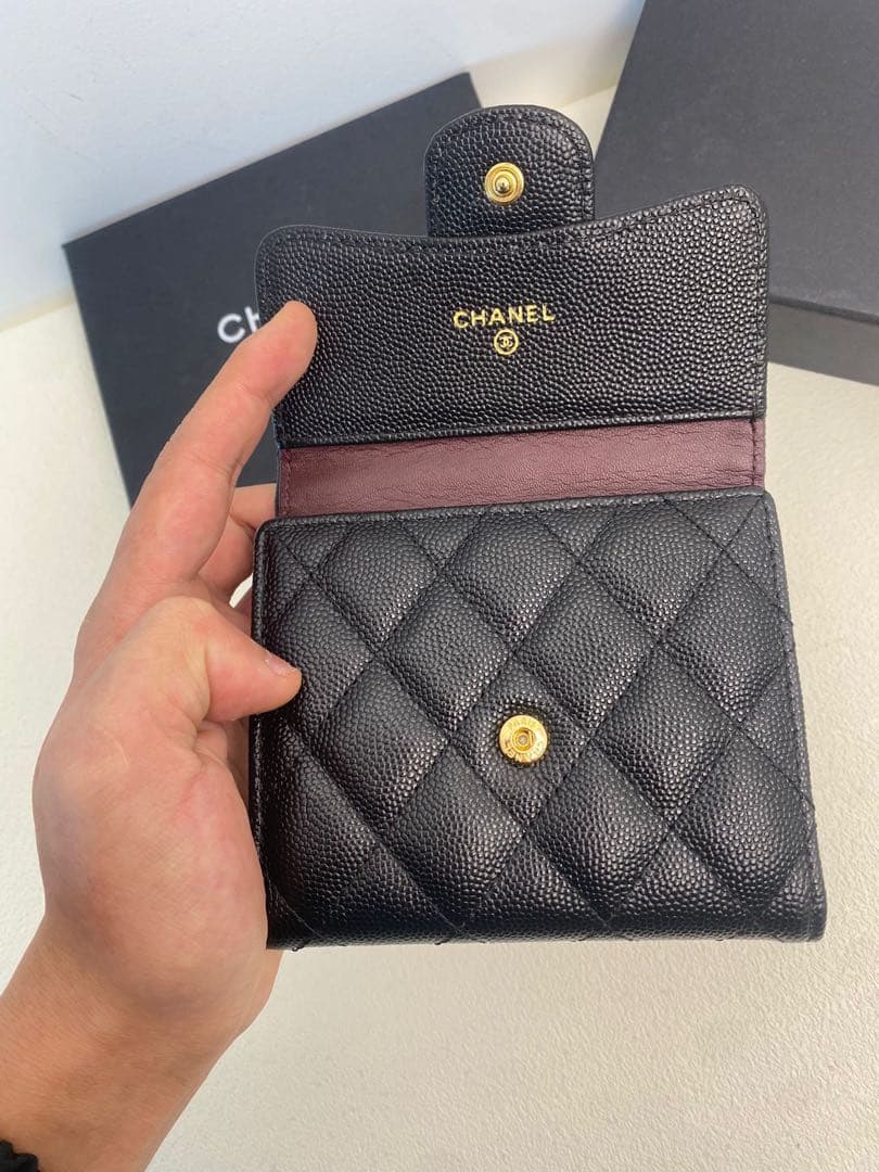 CHANEL 三つ折り財布　ブラック