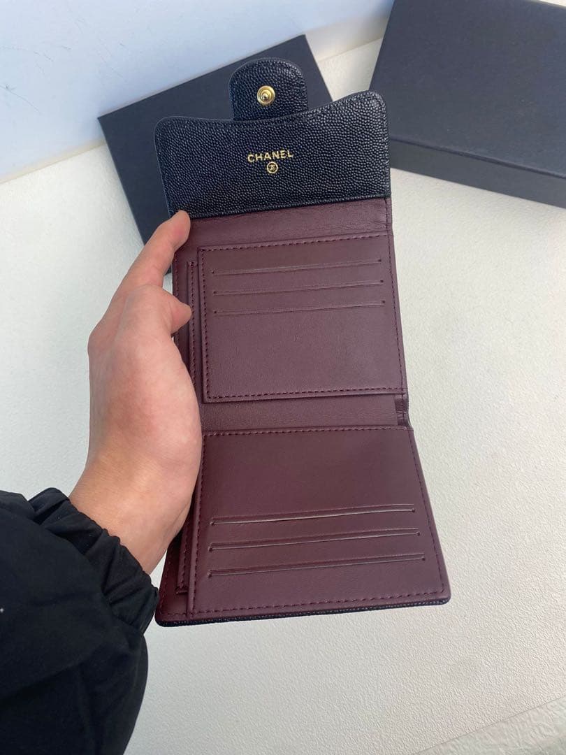 CHANEL 三つ折り財布　ブラック