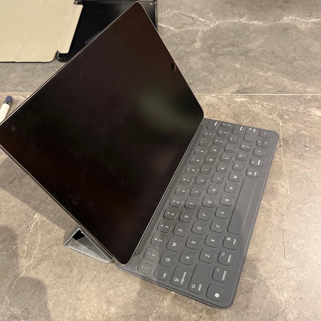 週末特価！ipad pro 9.7 純正キーボード、applepencilセット