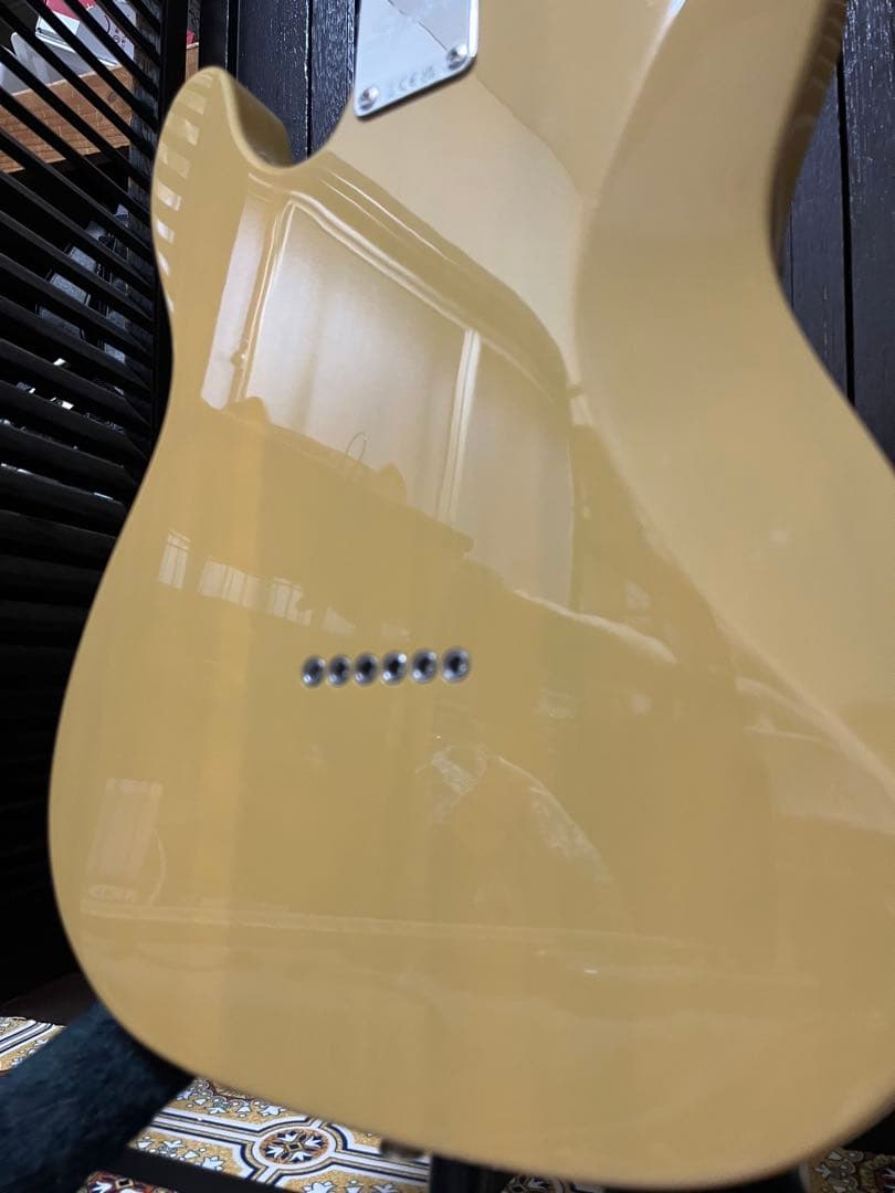 状態よしSquier by fender Affinity Telecaster