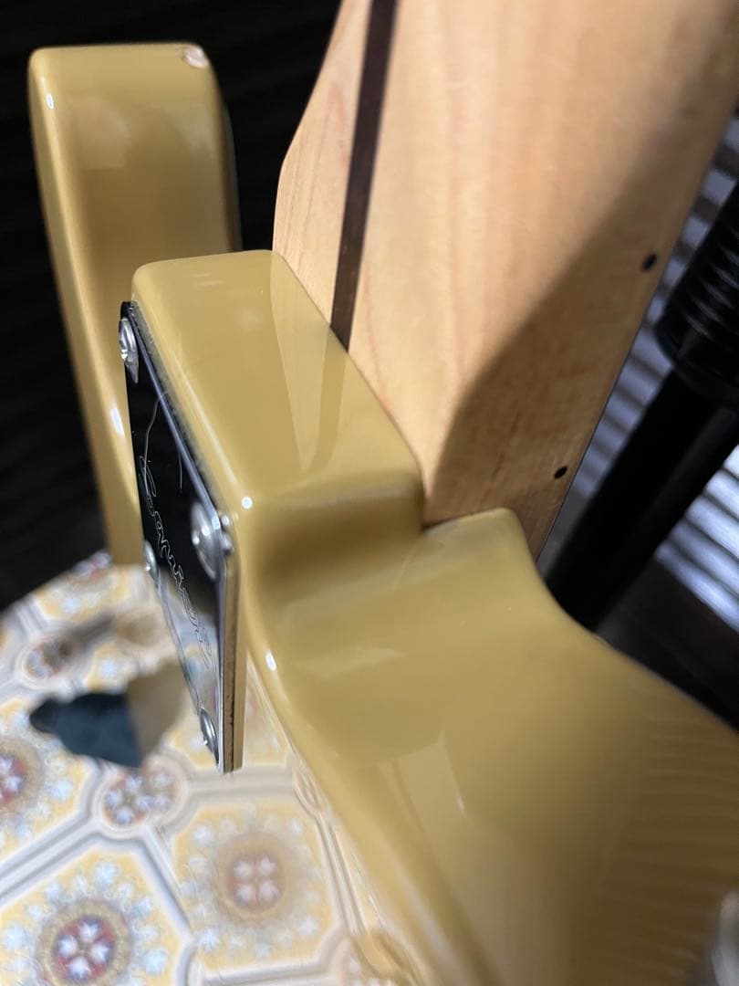 状態よしSquier by fender Affinity Telecaster