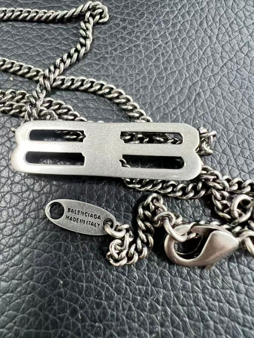 バレンシアガ BALENCIAGA ネックレス イタリア製 新品同様