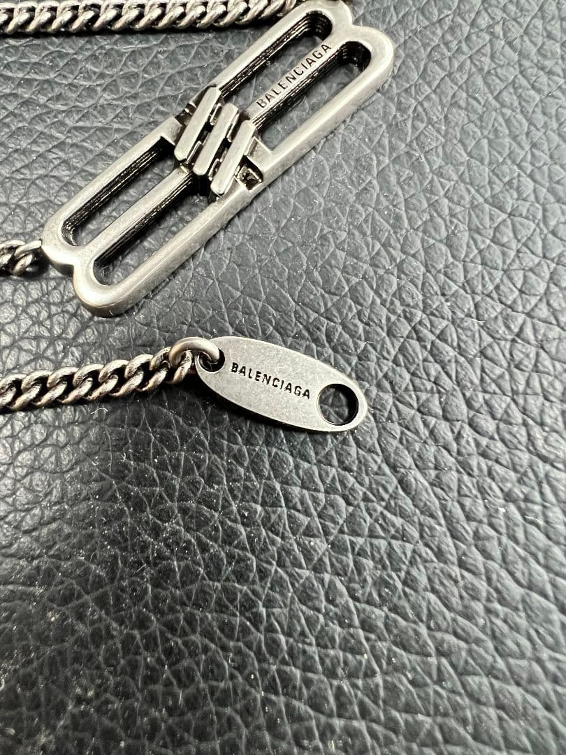 バレンシアガ BALENCIAGA ネックレス イタリア製 新品同様