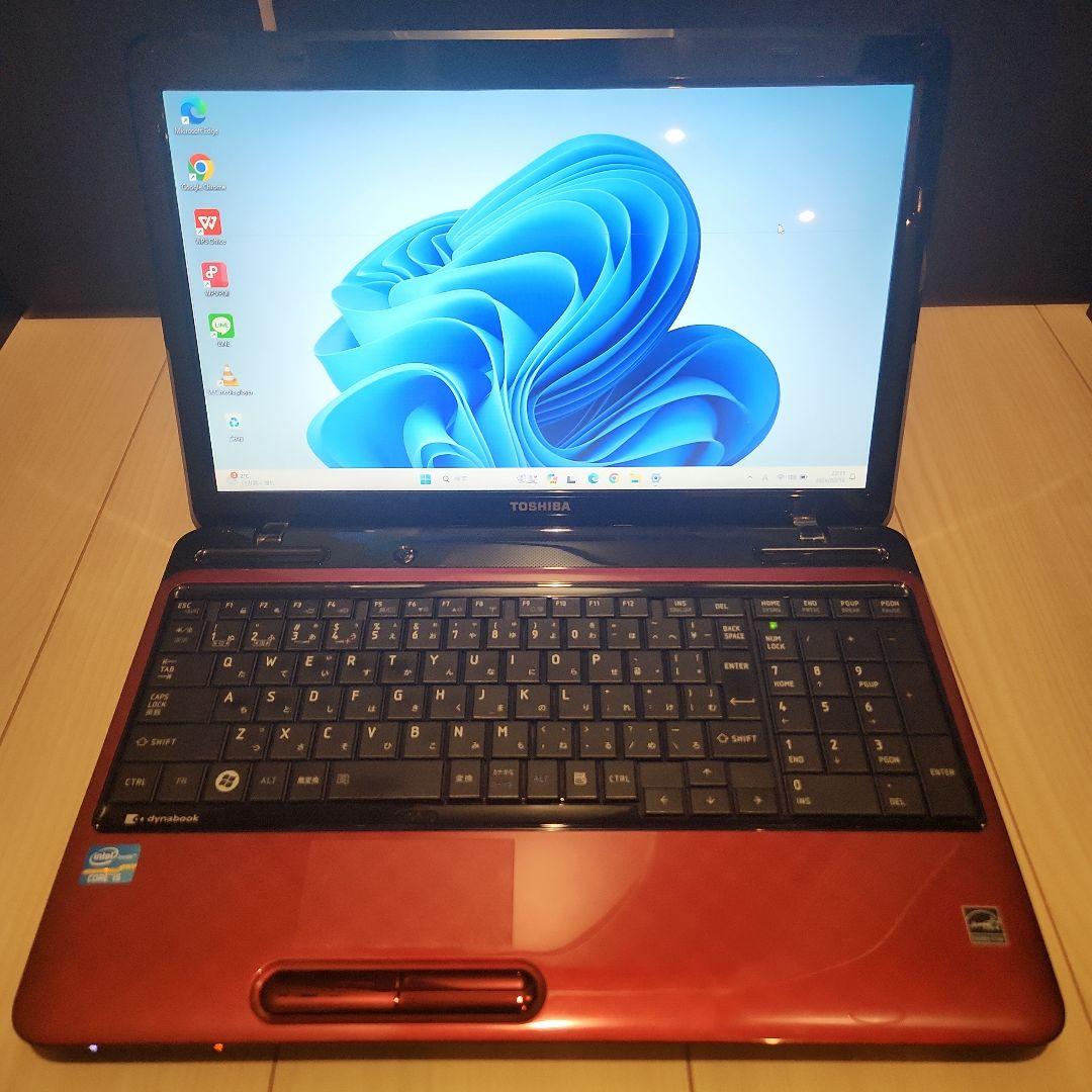⭐美品⭐　ノートパソコン　薄型　東芝　かわいいデザイン❗