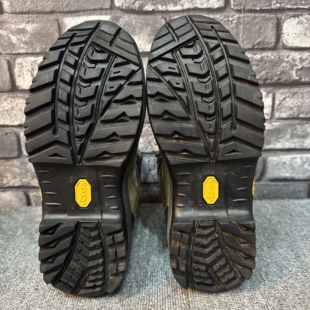 モンベル トレッキングシューズ ゴアテックス 登山靴 23.5