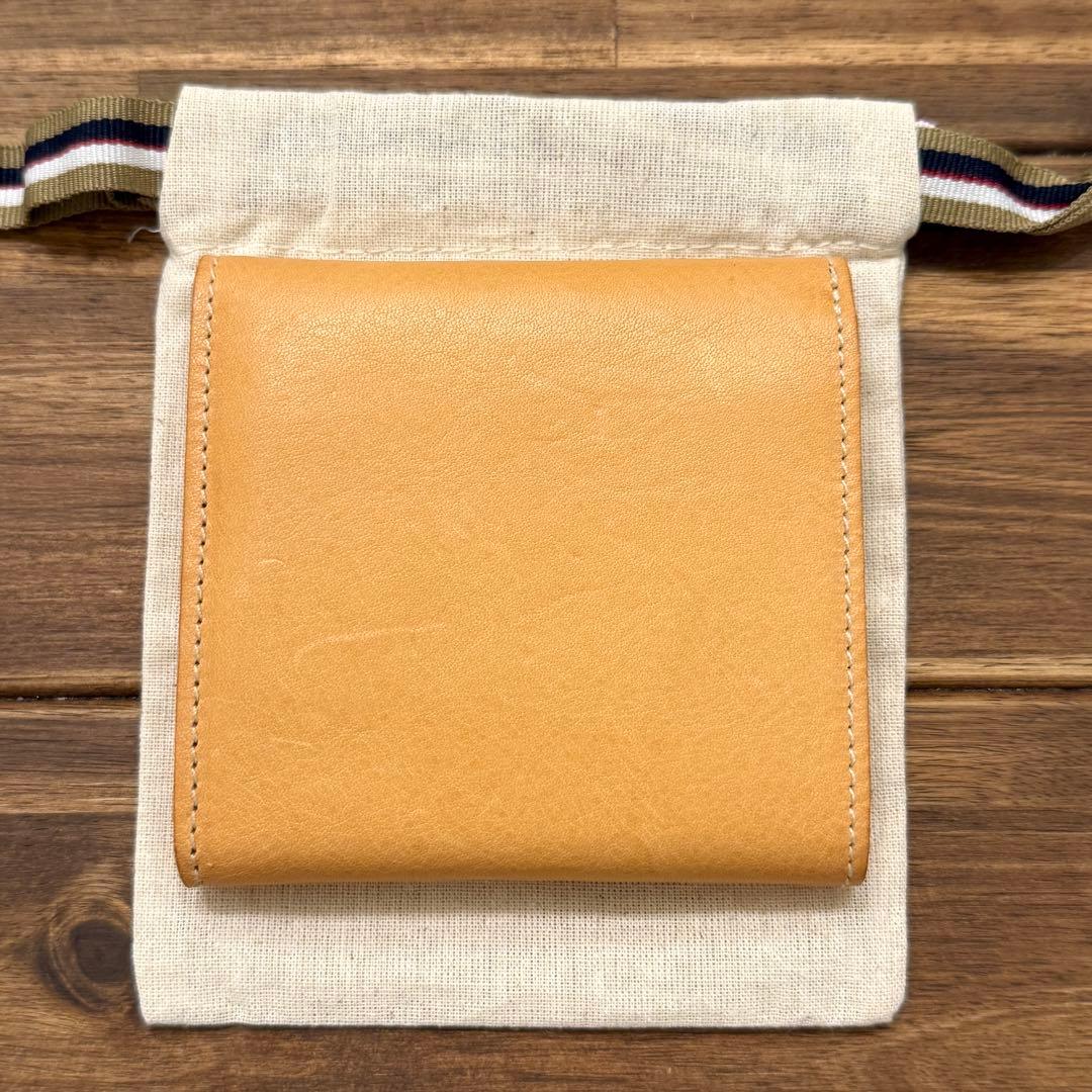 新品 IL BISONTE 折り財布 ロゴ型押し ミニ財布 ヌメ ナチュラル