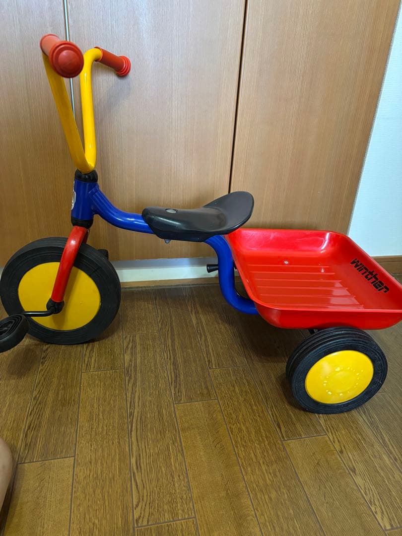 Winther社　三輪車荷台付きゴム製タイヤ