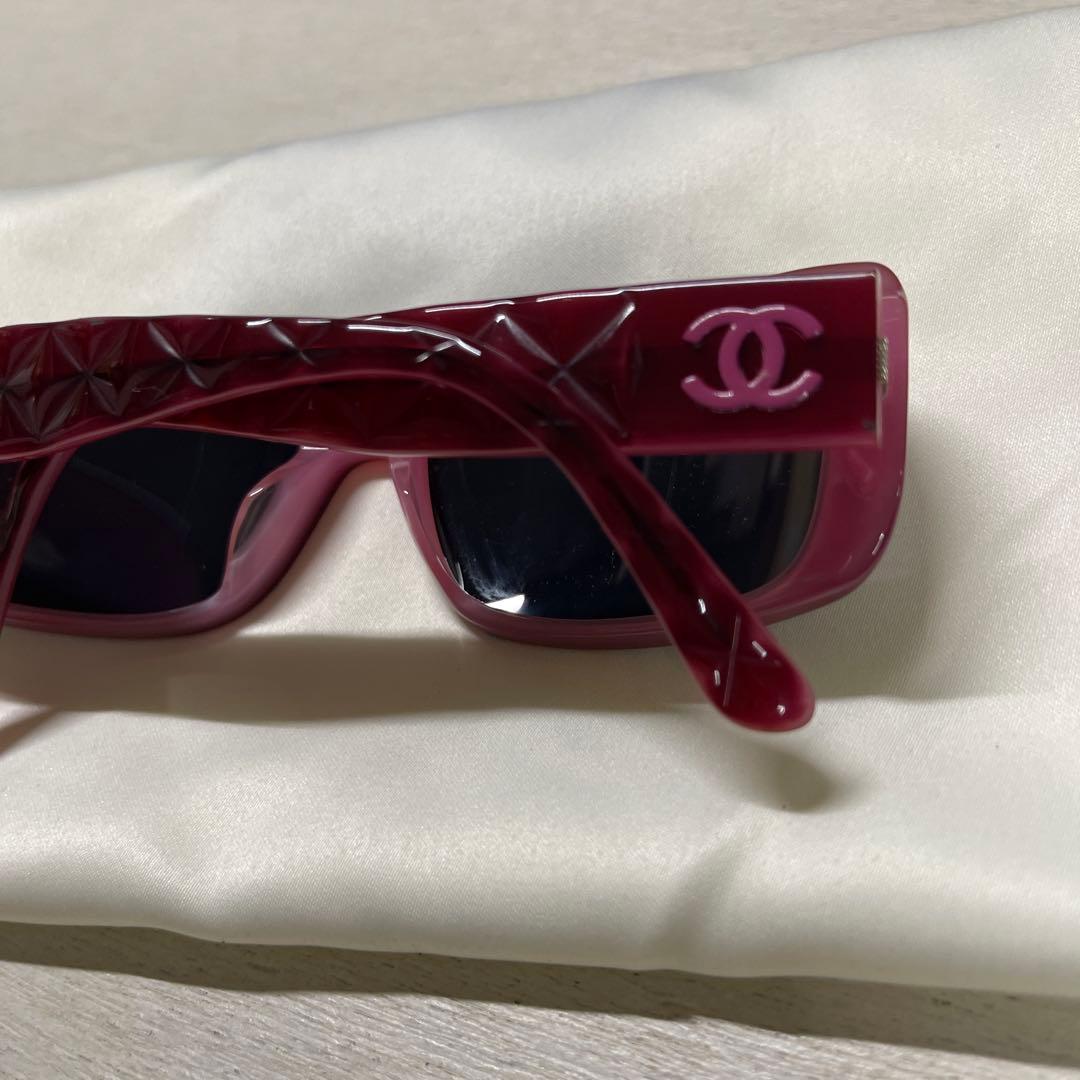 あーちゃんCHANEL シャネル キルティング　難あり花カケ