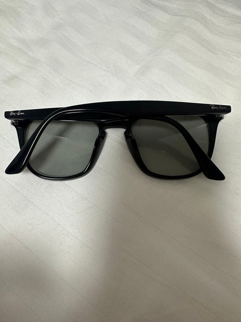 Ray-Ban RB2140 ブラックサングラス
