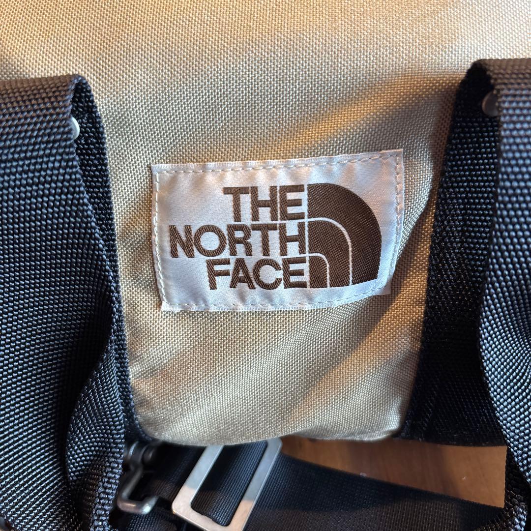 THE NORTH FACE 中型ボストンバッグ ベージュ×ブラック茶タグレア