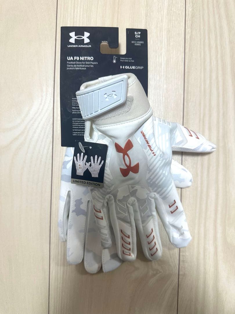 【日本未発売】 Under Armour UA F9 NITRO グローブ S