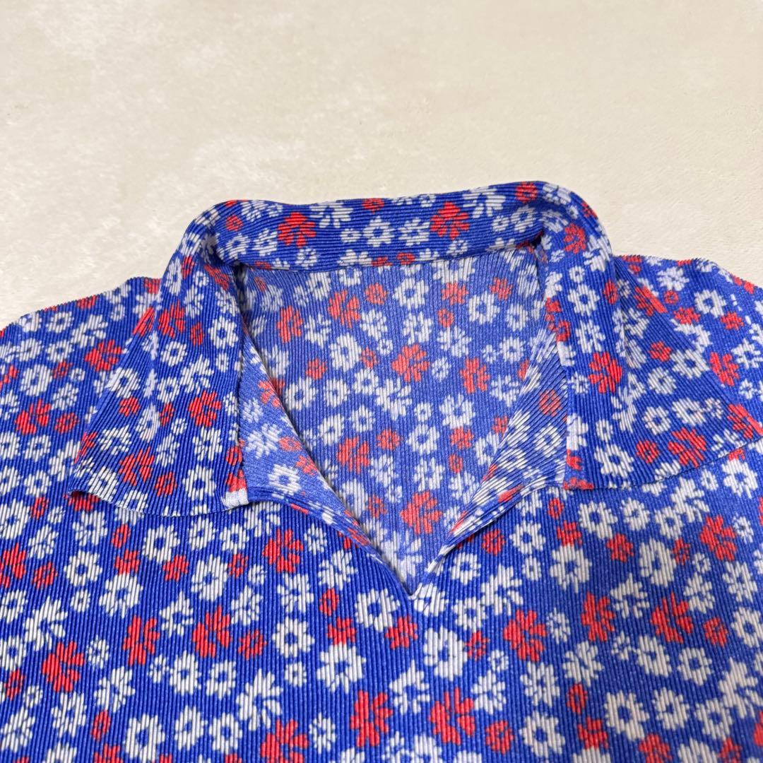 極美品✨PLEATS PLEATS プリーツ　花柄　トップス　半袖　ネイビー