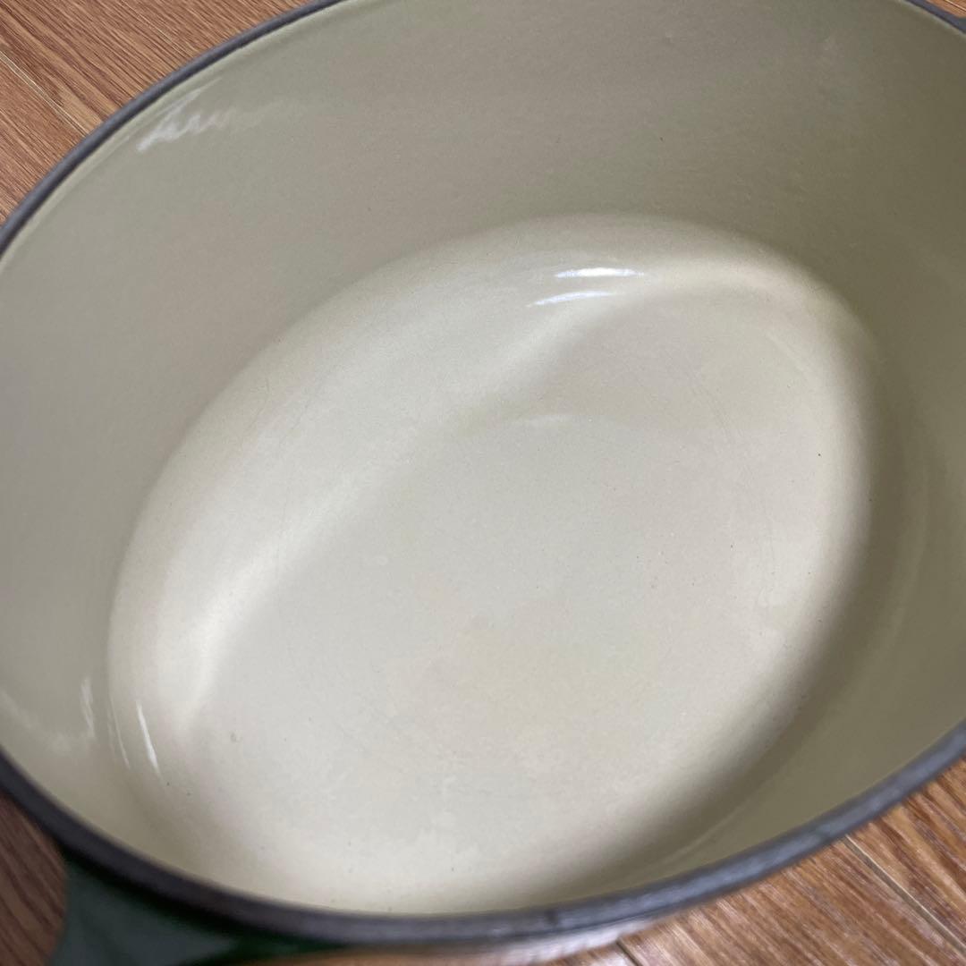 ル・クルーゼ(Le Creuset) ココット・オーバル 23cm