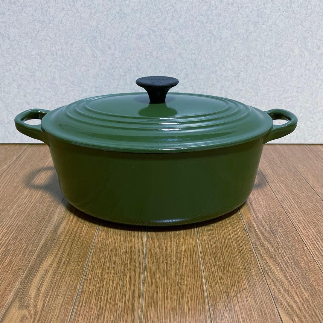 ル・クルーゼ(Le Creuset) ココット・オーバル 23cm
