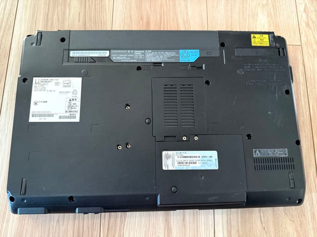 Offic21&Win11DVDマルチ搭載富士通LIFEBOOK A561/CX