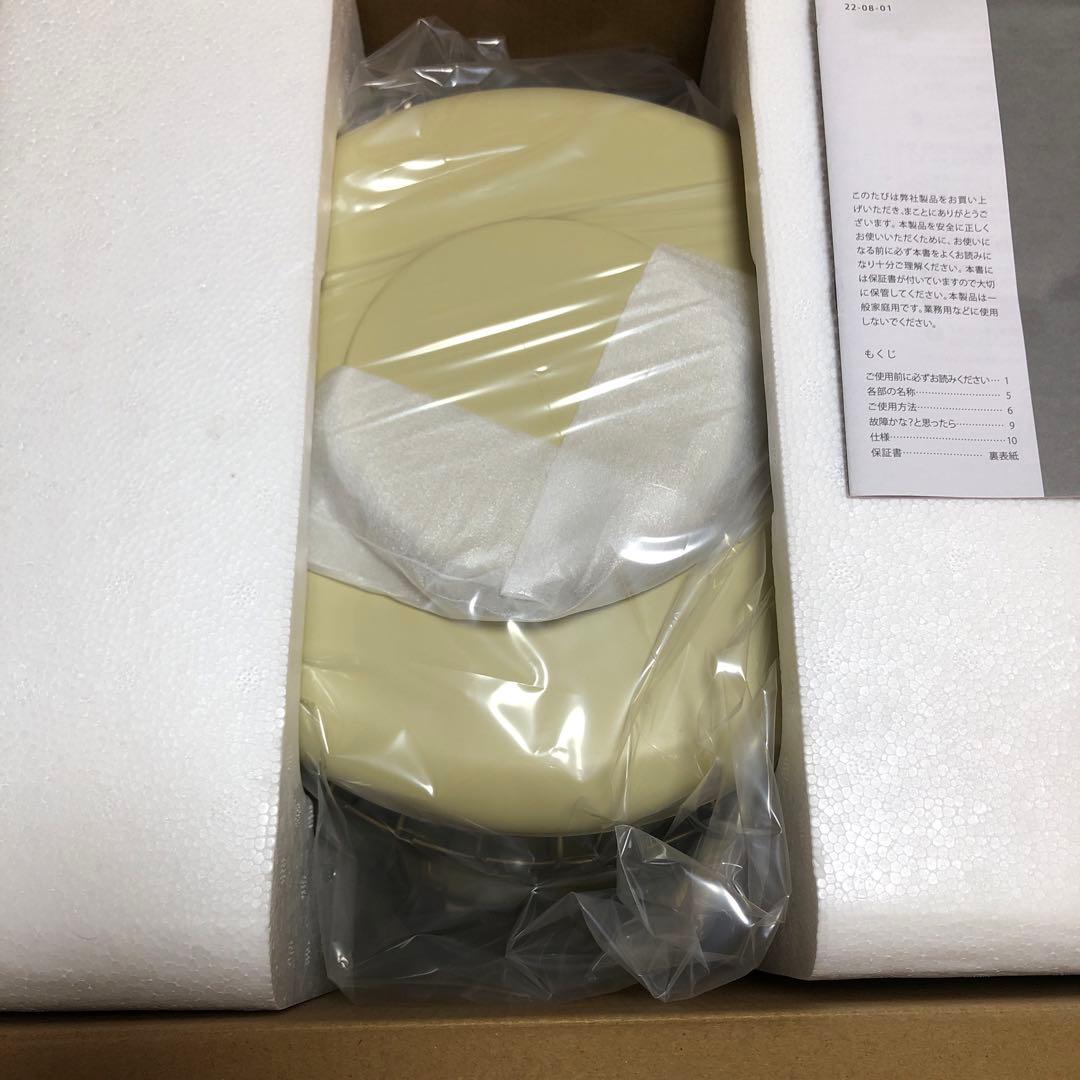 新品未使用★ブルーノ　BRUNO 全方位型　ファンヒーター　クラッシクストーブ★