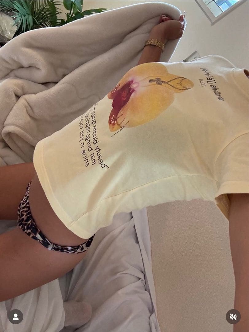 Shellvia Flori-Gloss Tee YELLOW ♡さん専用価格