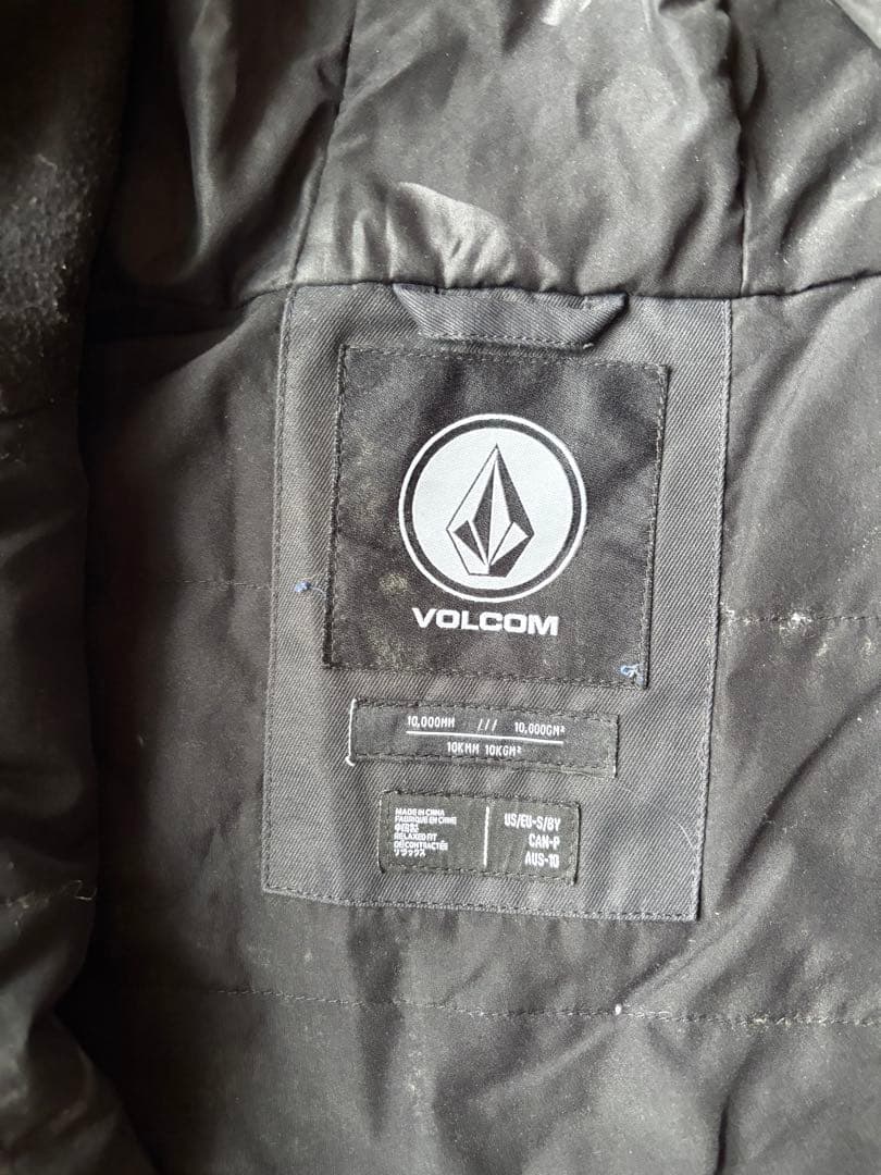 VOLCOM キッズ　ウェア上下　S 130