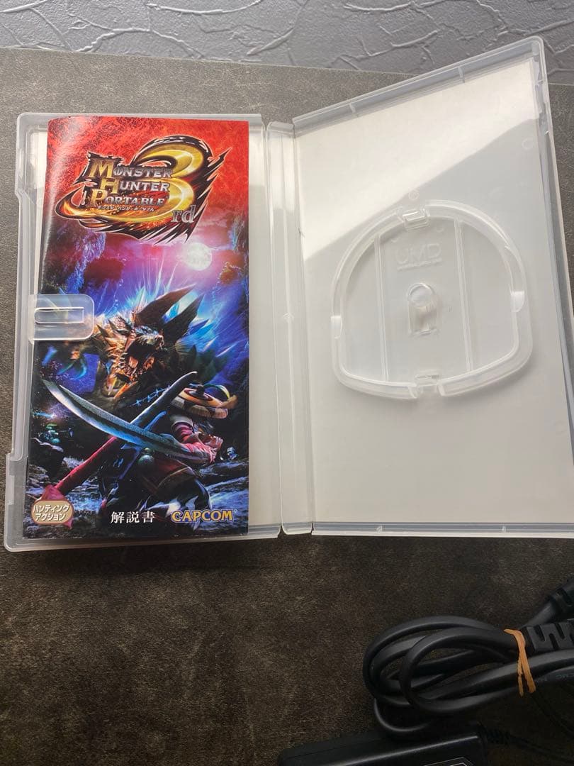 PSP -3000 ブロッサム ピンク ➕ケーブル ➕ソフトセット