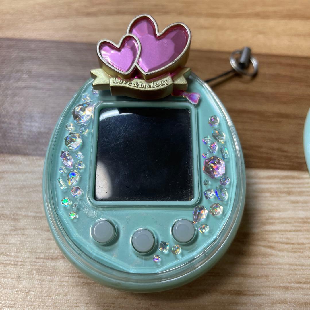 たまごっち　ピース　たまデコピアス
