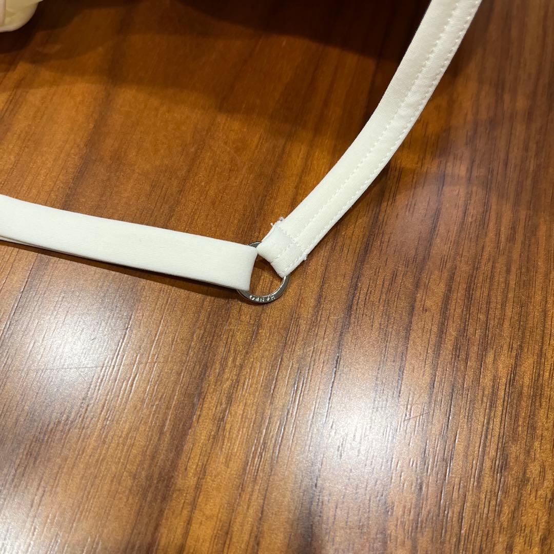 HANRO ホワイト カップ付キャミソール 70C