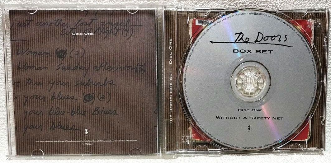 『ＴＨＥ・ｄｏｏｒｓ／ＢＯＸ・ＳＥＴ（ＣＤ４枚組）』輸入盤国内仕様【中古品