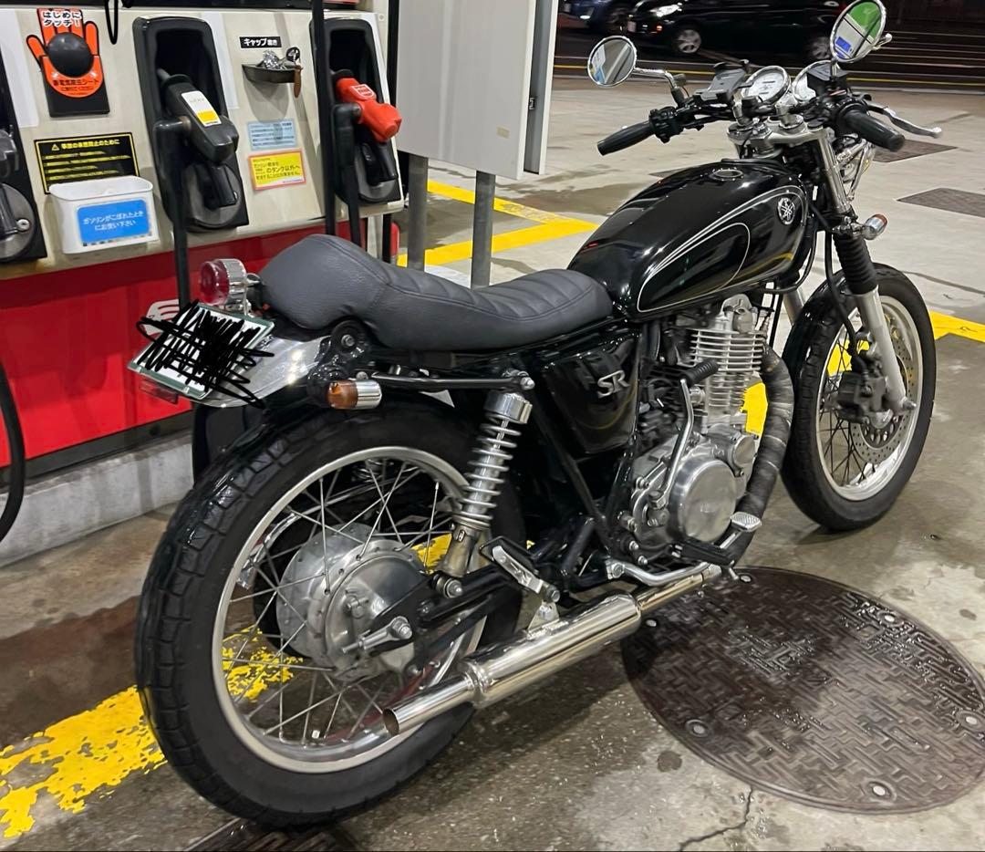 sr400 ペイトンプレイス　シート　カフェレーサー