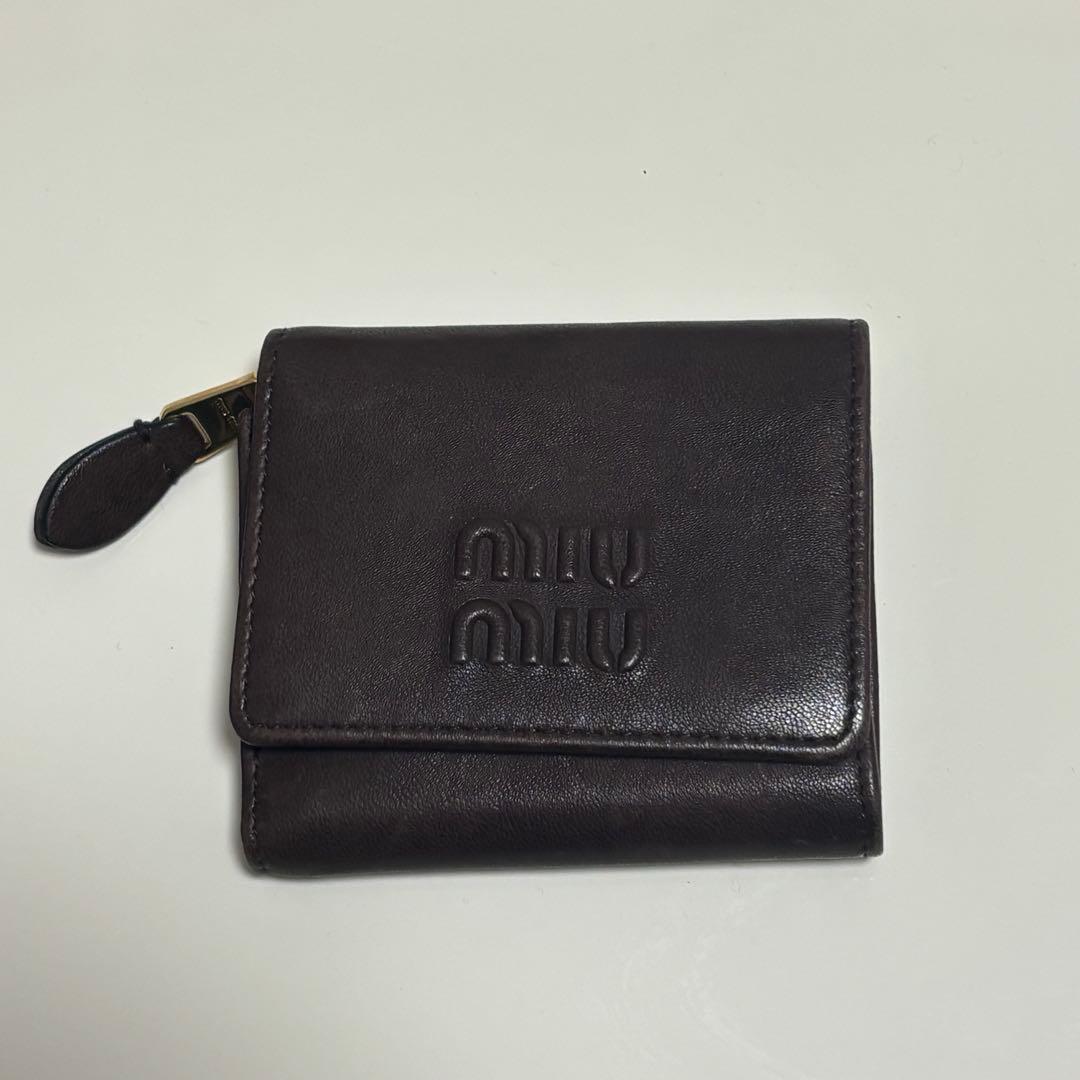 miumiu ミュウミュウ　財布　ナッパレザー