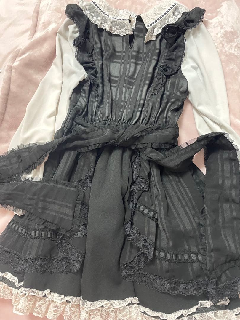 LIZLISA シアーチェックエプロンフリルワンピース ブラック