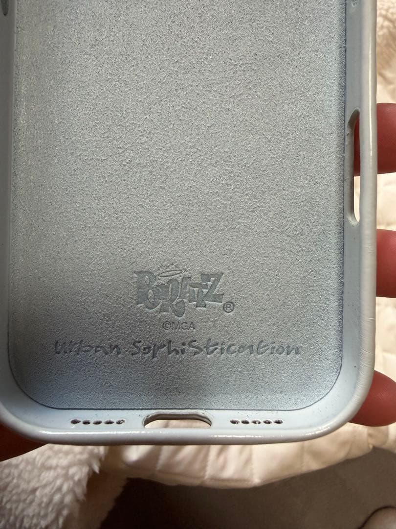 iPhoneケース　羽つき　urban sophistication