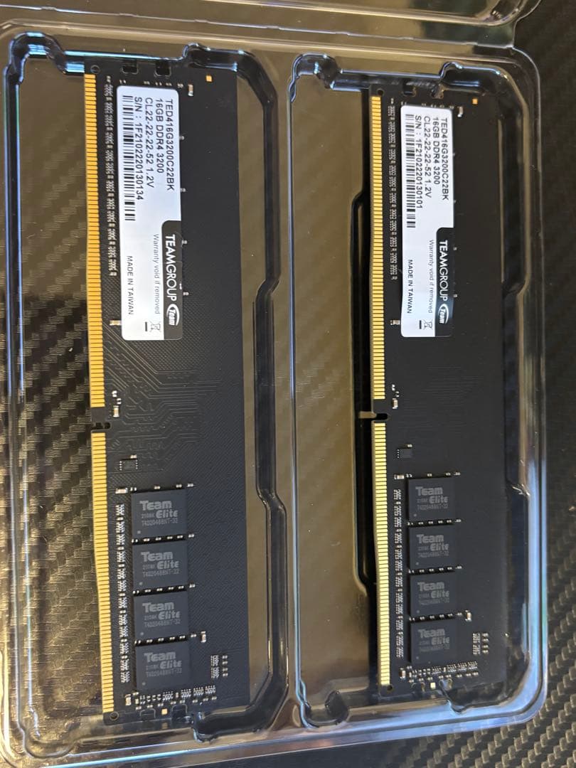 TEAMGROUP メモリ 16GB DDR4 32GB