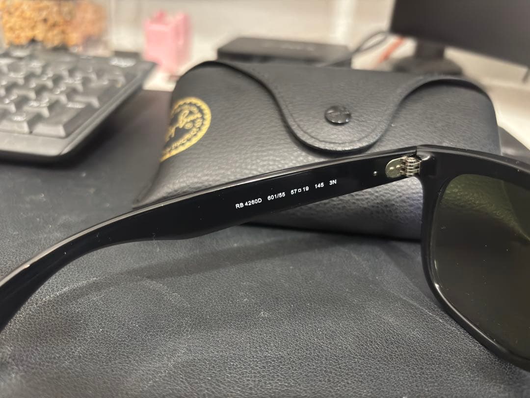 Ray-Ban サングラス RB4260D