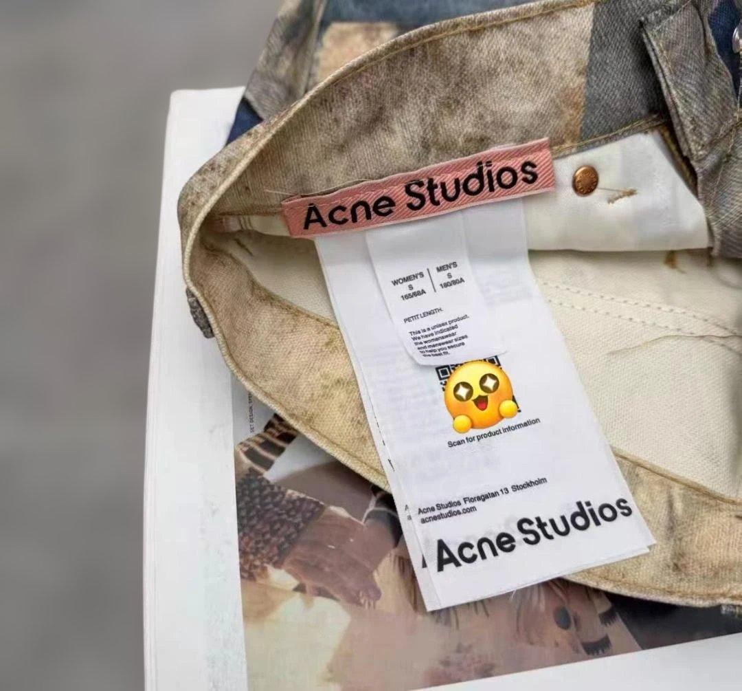 Acne Studios FW25 1981 テディベア デニムパンツ