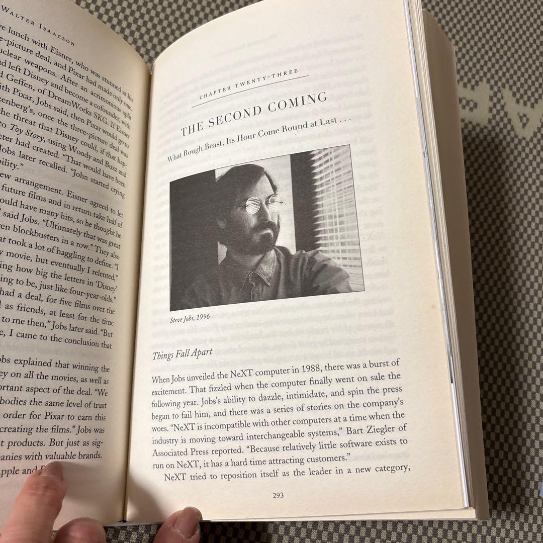Steve Jobs by Walter Isaacson 英語